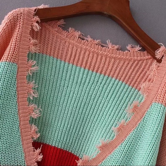 Rainbow sweater - Picture 5 of 15